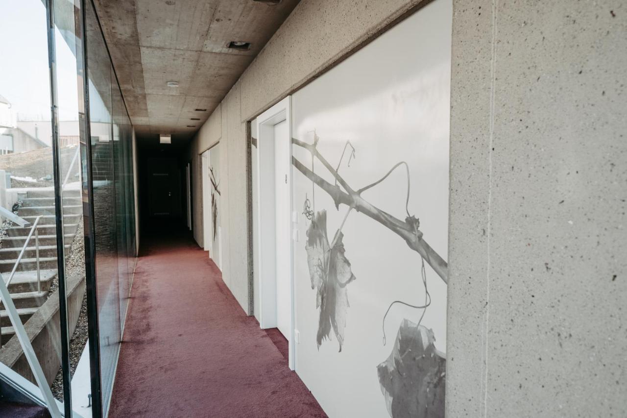 An Der Lage Apartment Spielfeld Bagian luar foto