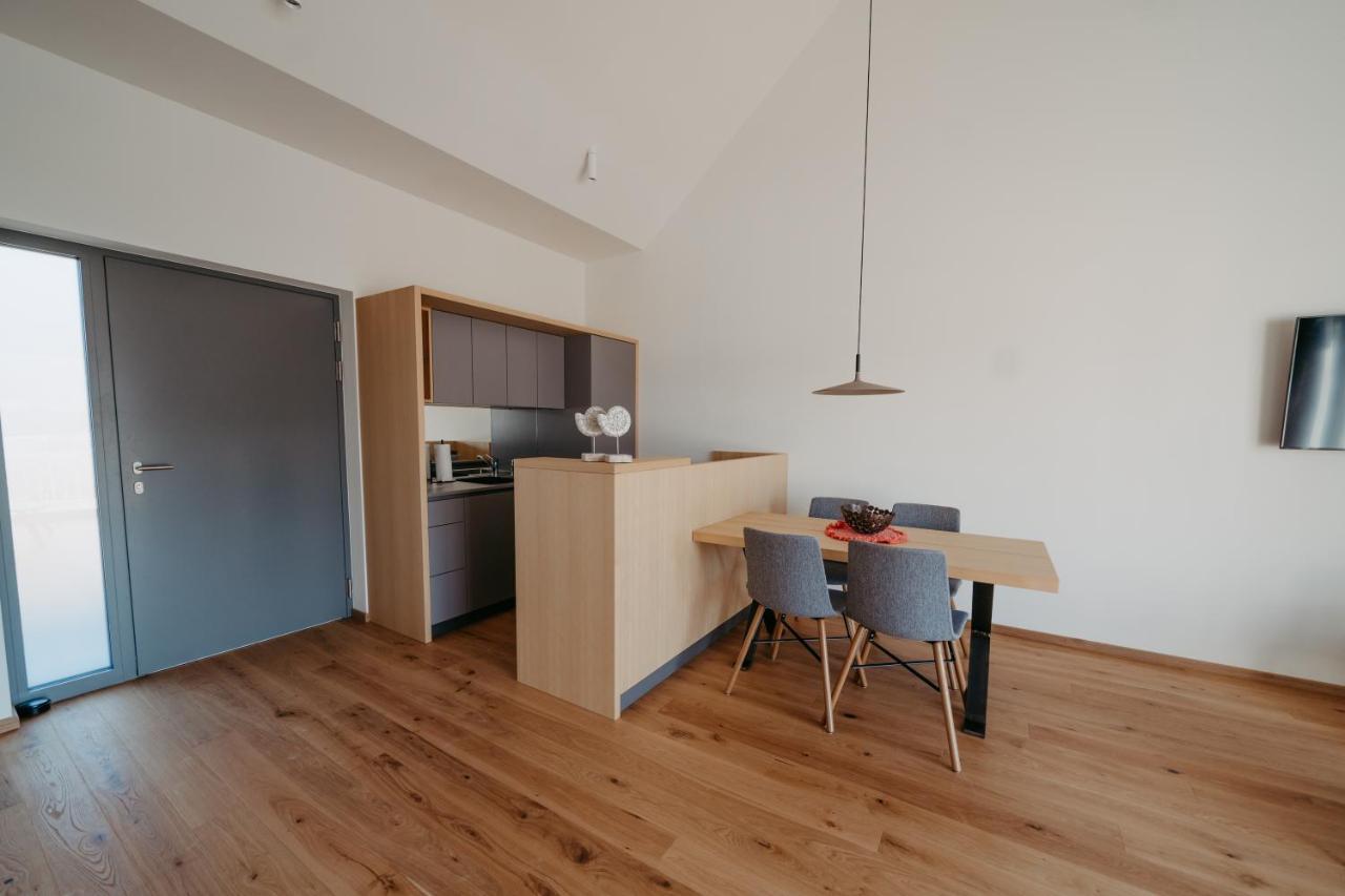 An Der Lage Apartment Spielfeld Bagian luar foto