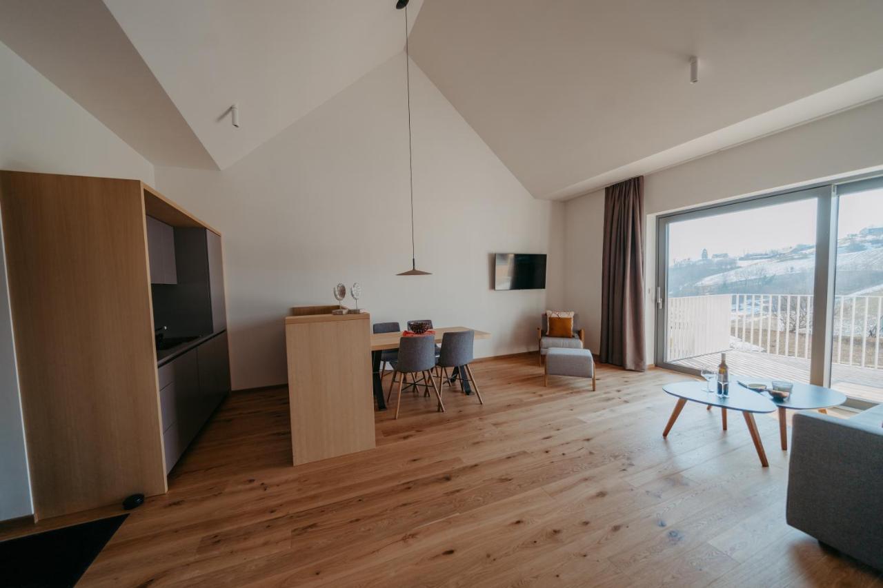 An Der Lage Apartment Spielfeld Bagian luar foto