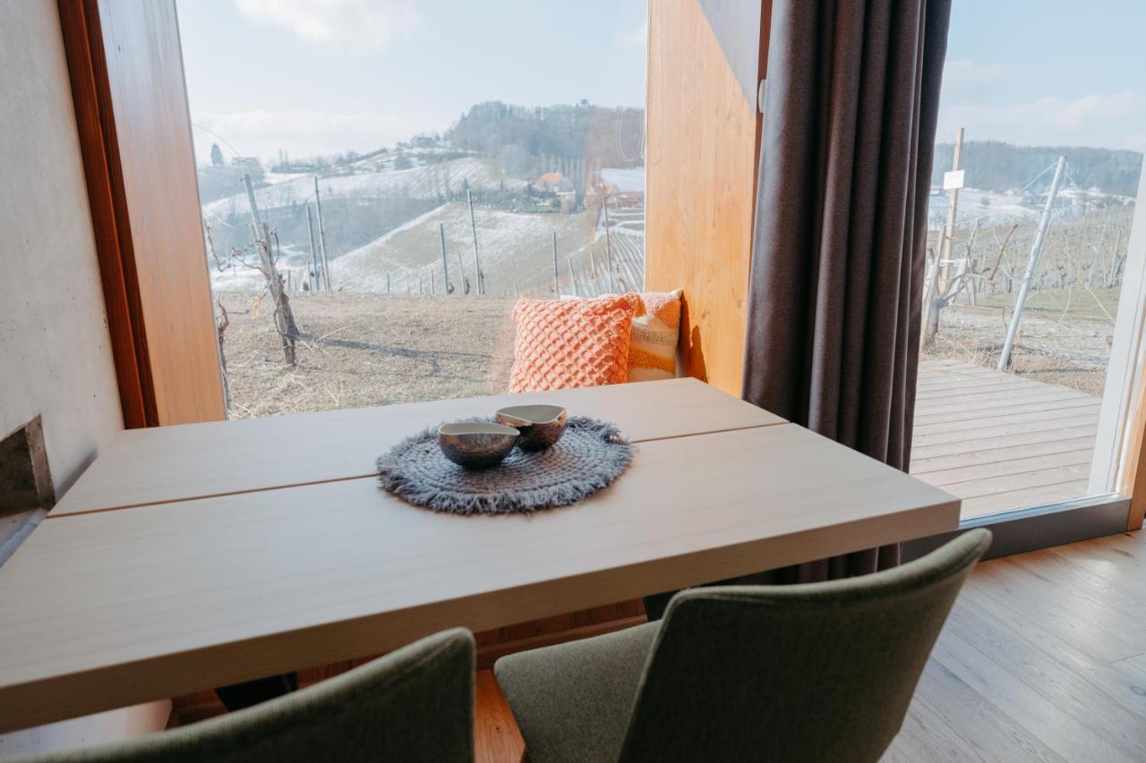 An Der Lage Apartment Spielfeld Bagian luar foto