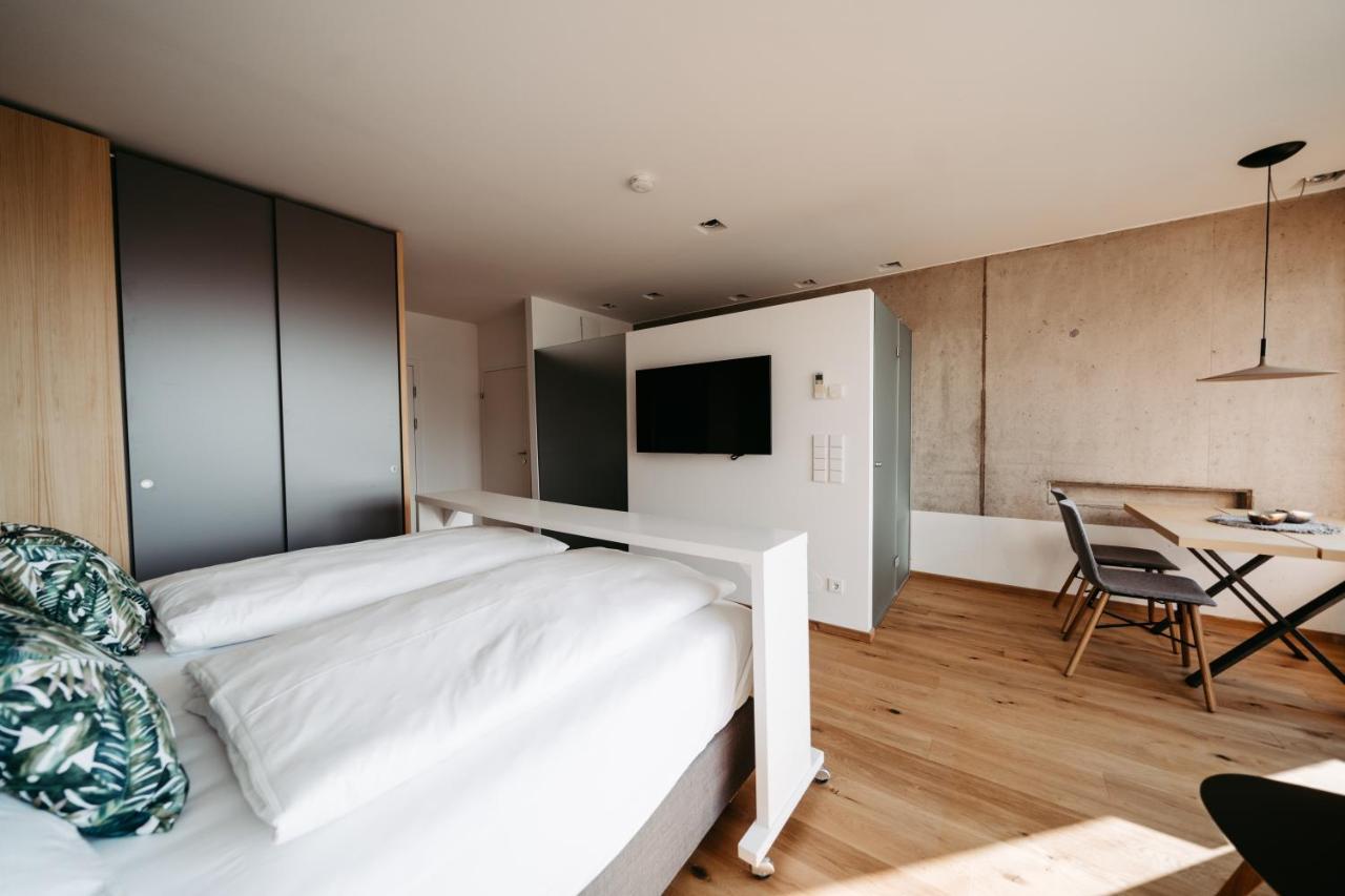 An Der Lage Apartment Spielfeld Bagian luar foto