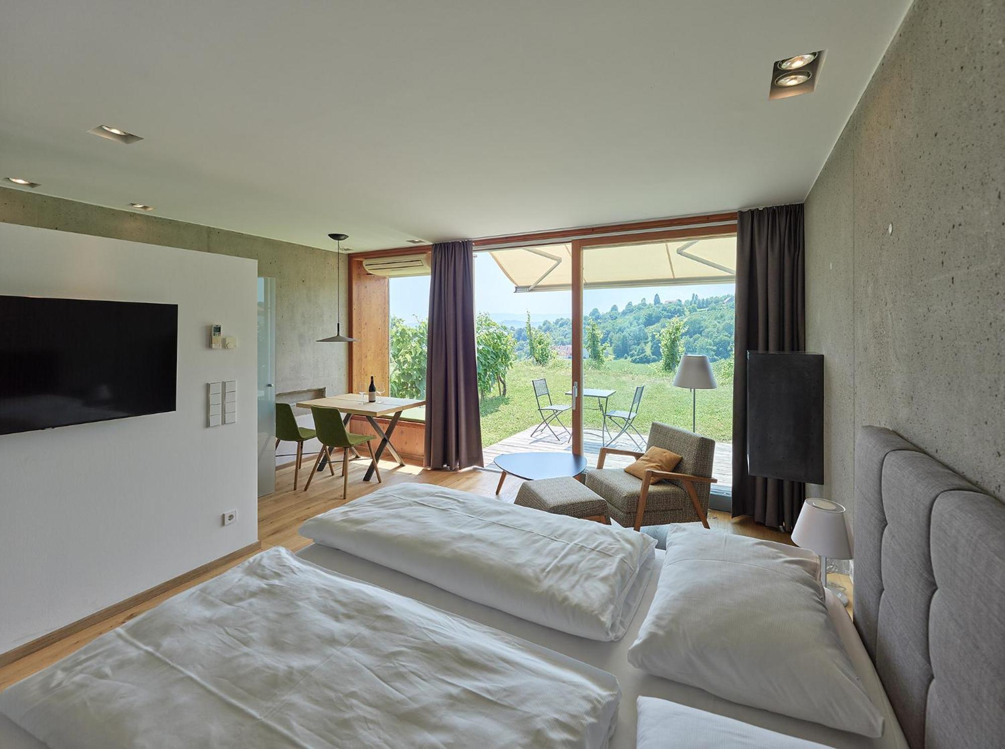An Der Lage Apartment Spielfeld Bagian luar foto